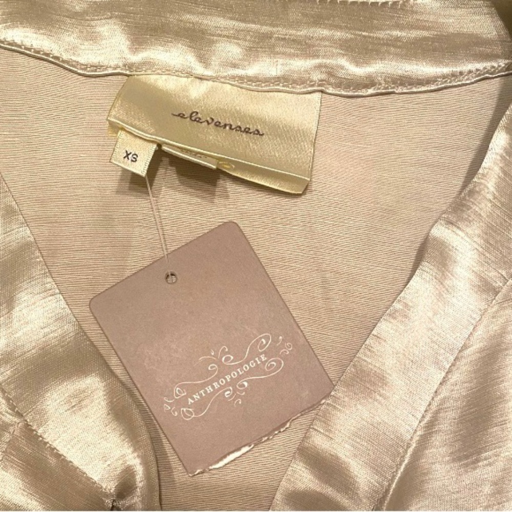 Anthropologie Elevenses Sage Green Silky Top Size X-Small - Picture 3 of 3